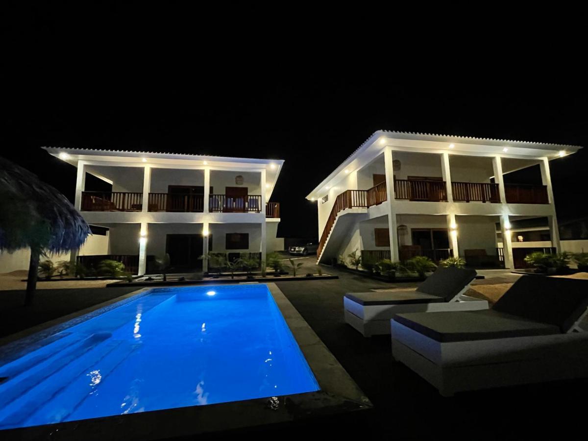 N-Joy Residence Curacao - Nieuwe Appartementen Met Zwembad Jan Thiel Esterno foto